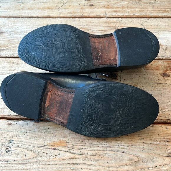 Allen Edmonds Black Leather Leeds Men's Derby Dress Shoes - Picture 8 of 12